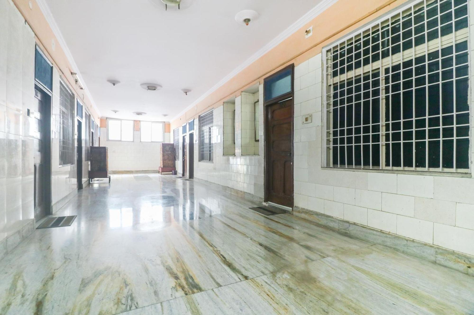 Spot On Hotel Anand Bhawan Alīgarh Eksteriør bilde