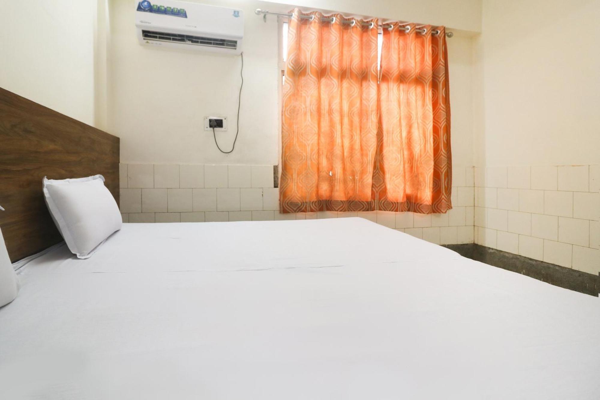 Spot On Hotel Anand Bhawan Alīgarh Eksteriør bilde