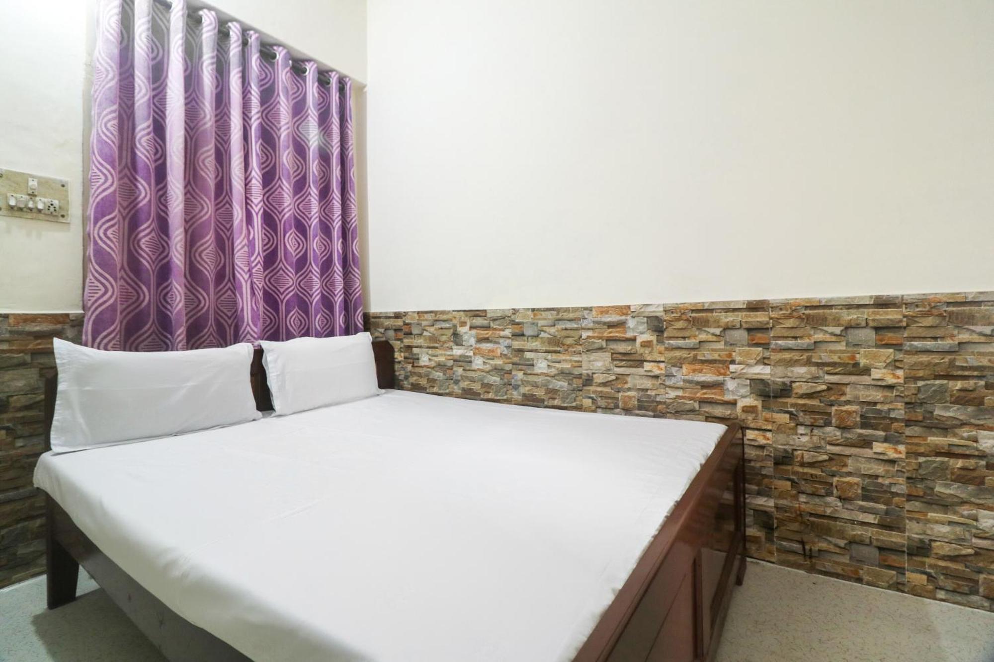 Spot On Hotel Anand Bhawan Alīgarh Eksteriør bilde