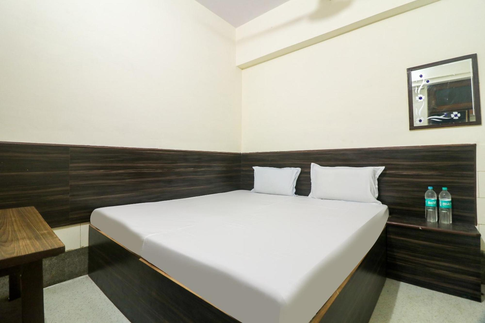 Spot On Hotel Anand Bhawan Alīgarh Eksteriør bilde