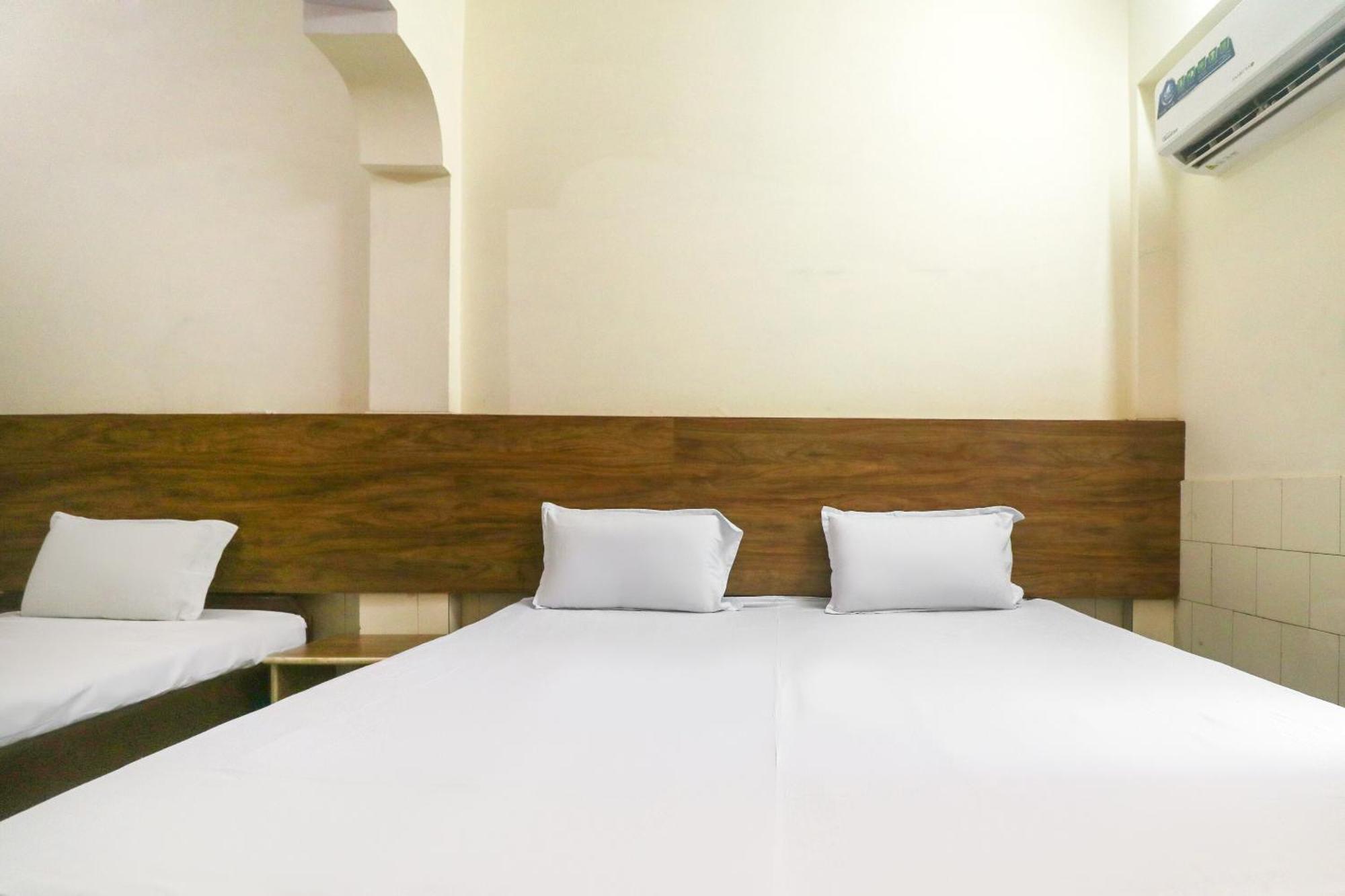 Spot On Hotel Anand Bhawan Alīgarh Eksteriør bilde