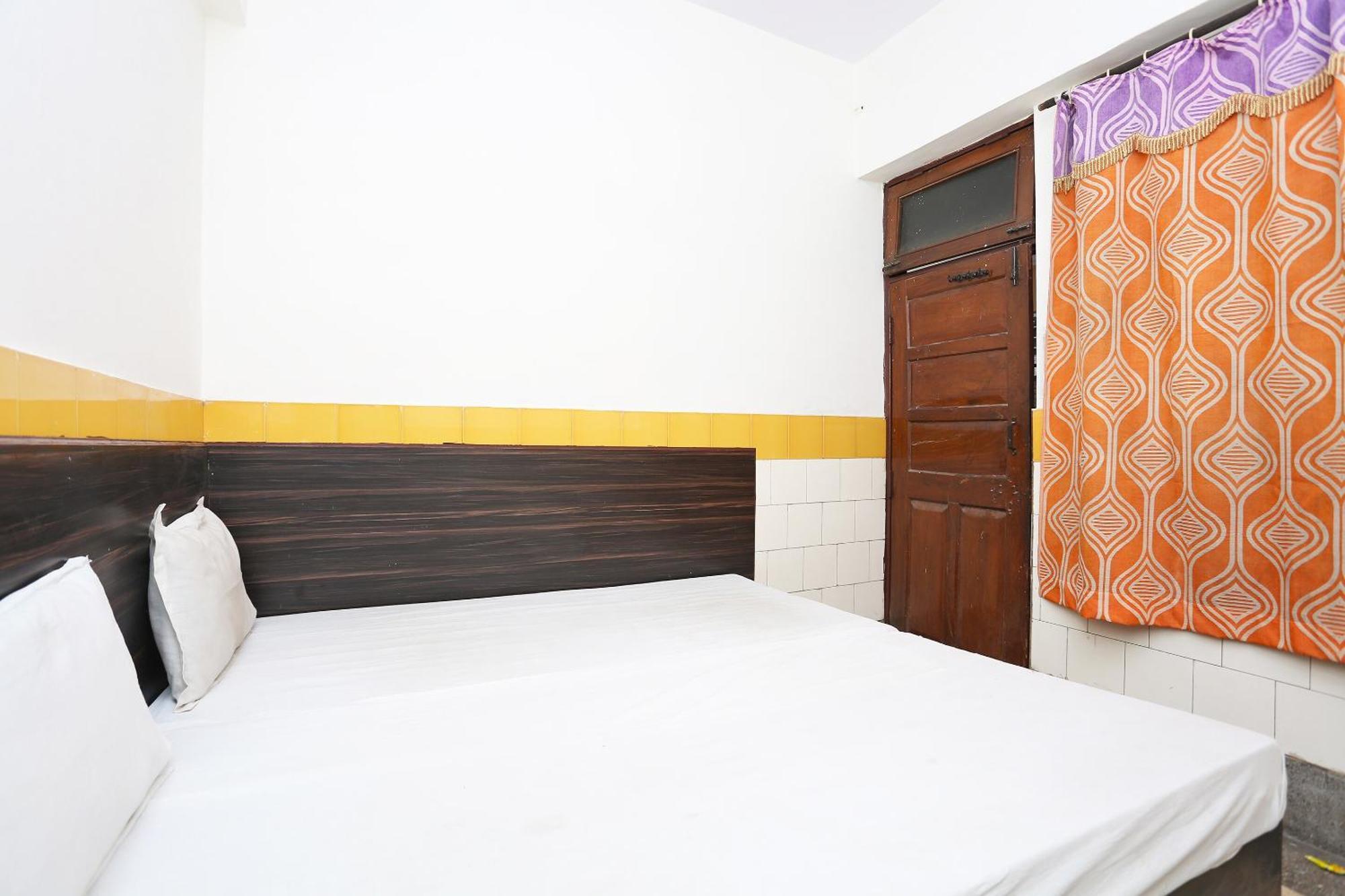 Spot On Hotel Anand Bhawan Alīgarh Eksteriør bilde